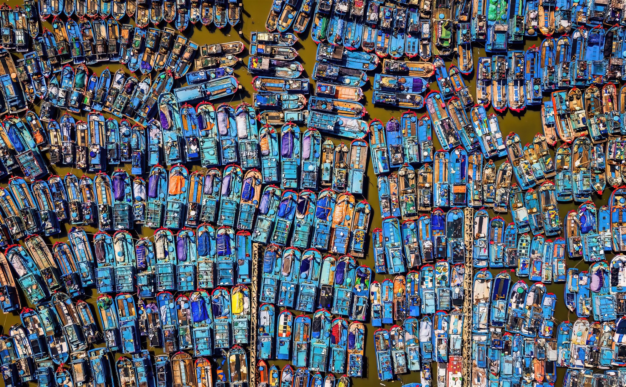 MATRIX OF BOATS